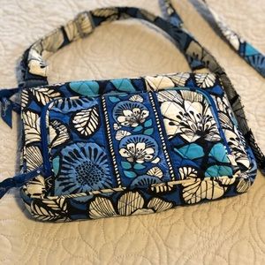 Vera Bradley Blue Bayou Pattern Purse